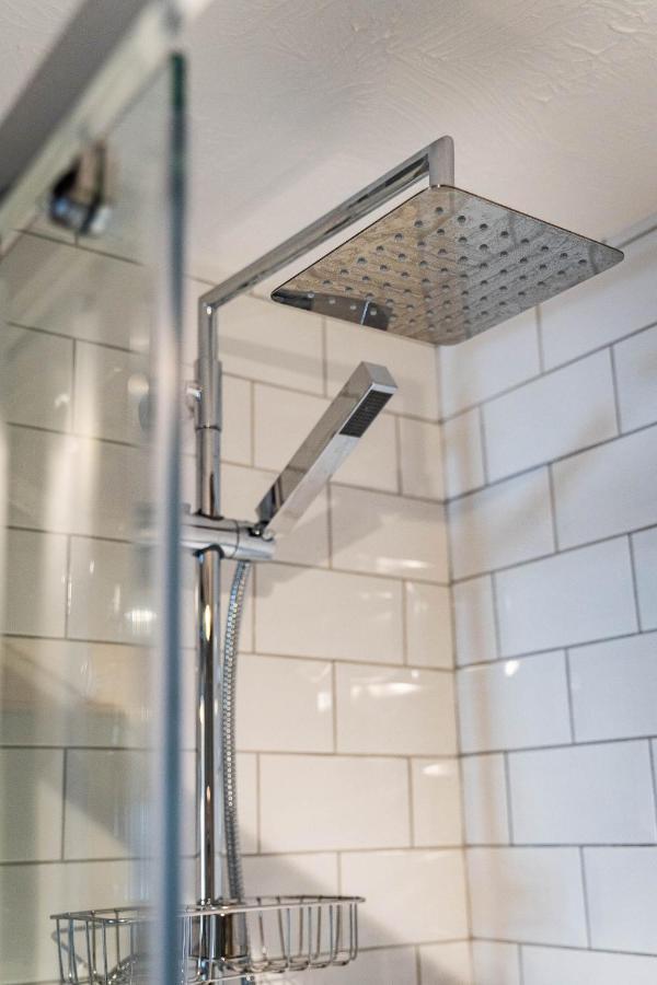 Homely And Stylish Bermondsey Apartment With Parking London Bagian luar foto